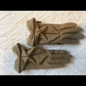 Gloves